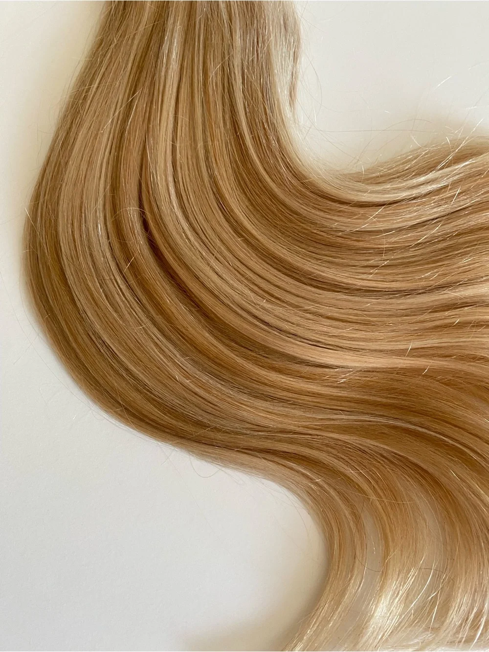 Seamless Clip-In Remy Extensions 100% Human Hair 130g 9Pc Full Head P18A/613 14”